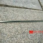 G682-zp Yellow rusty granite paving stone (1)